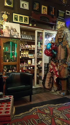 Tobacco Shop «Trading Post Tobacco & Cigars», reviews and photos, 5510 W Devon Ave, Chicago, IL 60646, USA