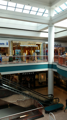 Hair Salon «Regis Salon», reviews and photos, 9566 Destiny USA Dr E208, Syracuse, NY 13290, USA