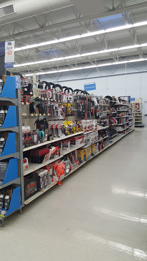 Discount Store «Walmart», reviews and photos, 40 Drury Dr, La Plata, MD 20646, USA