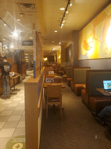 Shopping Mall «Essex Green Shopping Center», reviews and photos, 495 Prospect Ave, West Orange, NJ 07052, USA