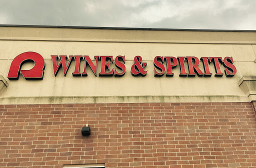 Liquor Store «Rogers Wine & Spirits», reviews and photos, 21725 S Diamond Lake Rd, Rogers, MN 55374, USA