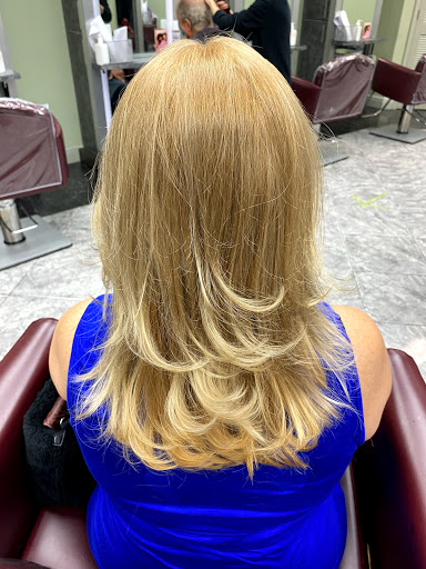 Hair Salon «Clove Salon Aveda», reviews and photos, 2311 S Hwy 27, Clermont, FL 34711, USA