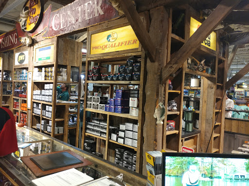 Sporting Goods Store «Bass Pro Shops», reviews and photos, 1365 S 5th St, St Charles, MO 63301, USA