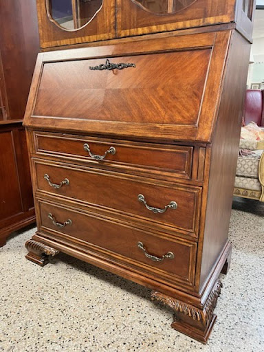 Consignment Shop «Design Furniture Outlet & Consignment», reviews and photos, 1928 Gulf to Bay Blvd, Clearwater, FL 33765, USA