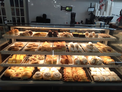 Taino's Bakery & Deli (Kissimmee 192)