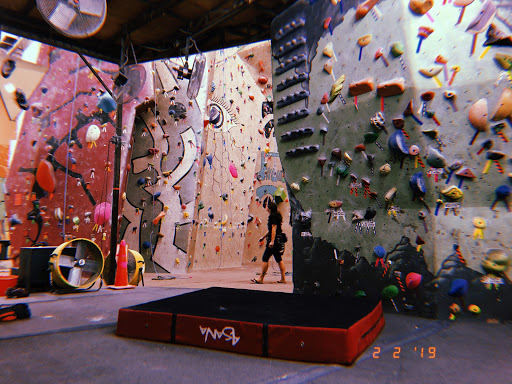 Climbing walls in Phoenix