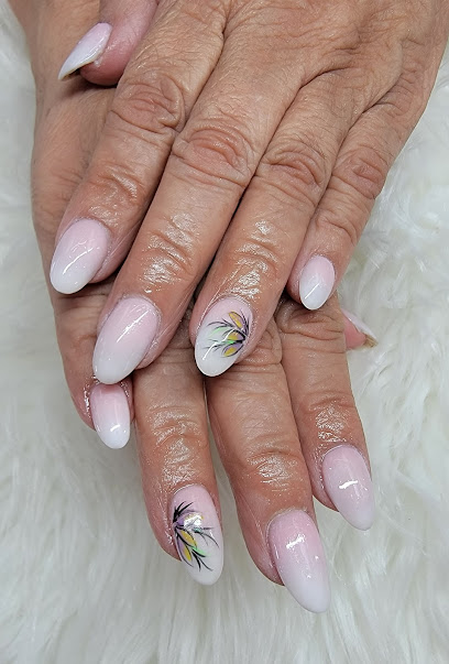 AWESOME NAILS & SPA