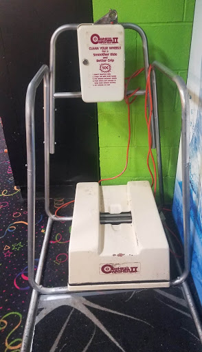 Roller Skating Rink «Carousel Family Fun Center - Whitman», reviews and photos, 1055 Auburn St, Whitman, MA 02382, USA