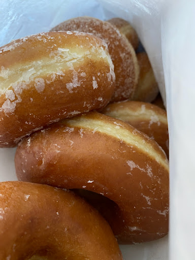 Donut Shop «Village Donut Shop & Bakery», reviews and photos, 1246 Roosevelt Trail, Raymond, ME 04071, USA