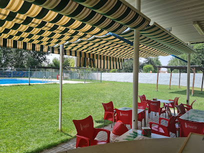 Bar Piscina Pública Municipal de Mascaraque. - Pl. Salinas, 2, 45430 Mascaraque, Toledo, Spain