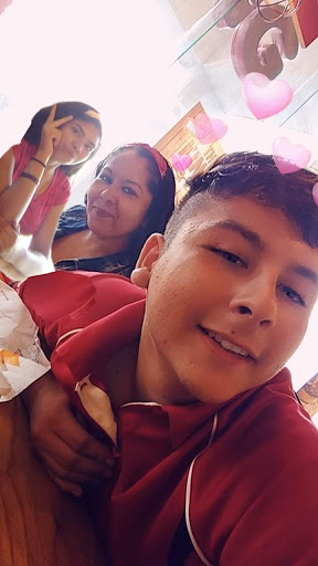 Pasteles Kary en Salinas Victoria