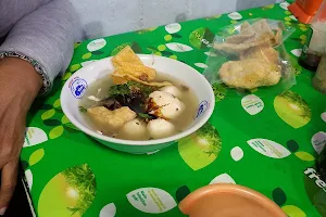 Mie Ayam Solo Munggu image