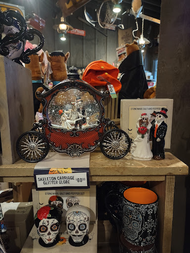 American Restaurant «Cracker Barrel Old Country Store», reviews and photos, 4435 S Laburnum Ave, Richmond, VA 23231, USA