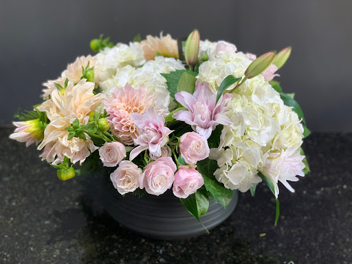 Florist «Red Square Flowers», reviews and photos, 337 W Mifflin St, Madison, WI 53703, USA