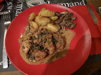 Poulet au marsala du Restaurant Le Bouchon Normand à Pont-l'Évêque - n°12