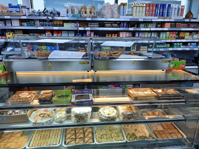 Brighton Food Store - Supermarket