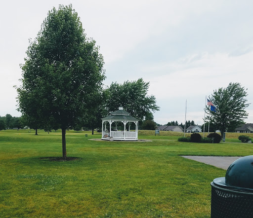 Golf Course «McCormick Creek golf course», reviews and photos, 1300 N Oakland Ave, Nappanee, IN 46550, USA