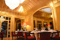 Atmosphère du Restaurant cantonais Chez Ly - Champs-Elysées à Paris - n°6