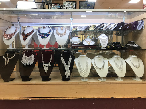 Beauty Supply Store «Beauty 4 U», reviews and photos, 6388 E 82nd St, Indianapolis, IN 46250, USA