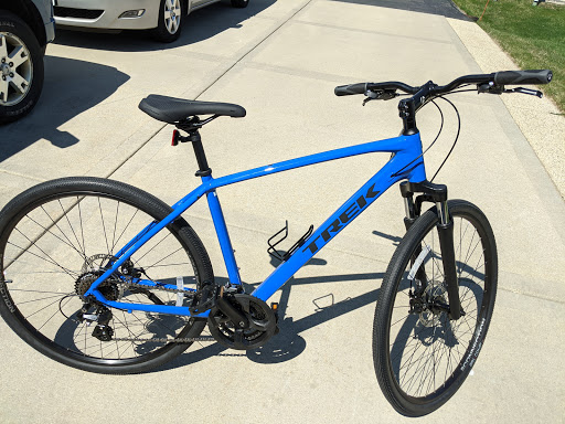 Bicycle Store «Trek Bicycle Store Racine», reviews and photos, 5509 Durand Ave c, Racine, WI 53406, USA