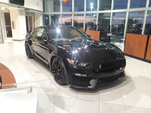 Used Car Dealer «Bill Utter Ford», reviews and photos, 4901 S Interstate 35 E, Denton, TX 76210, USA