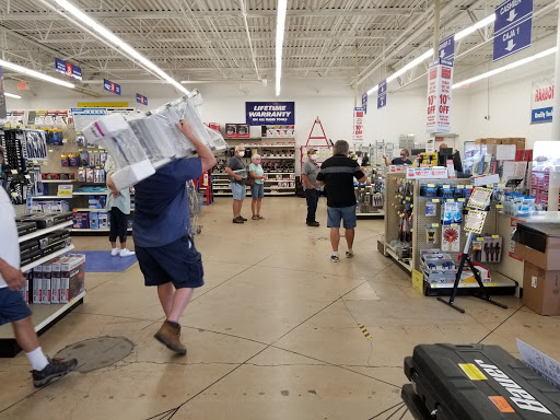 Hardware Store «Harbor Freight Tools», reviews and photos, 147 S Interstate Hwy 35, New Braunfels, TX 78130, USA