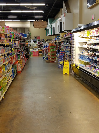 Benedetto's Market Land And Marine