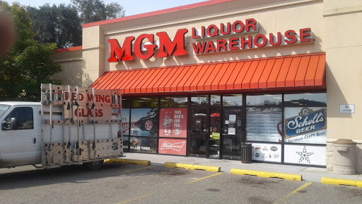 Liquor Store «MGM Liquors», reviews and photos, 3237 S Service Dr, Red Wing, MN 55066, USA