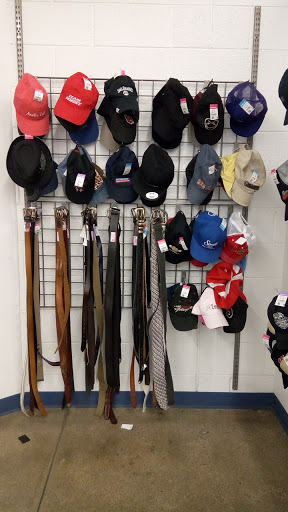 Thrift Store «7th & Bell Goodwill Retail Store & Donation Center», reviews and photos, 17037 N 7th Ave, Phoenix, AZ 85023, USA