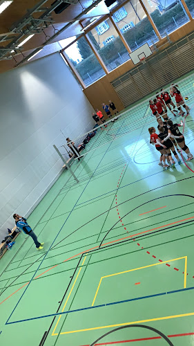Rezensionen über Sporthalle Schadau in Thun - Sportstätte