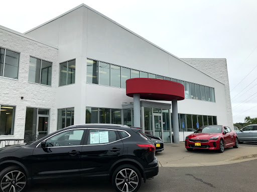 Car Dealer «Luther Nissan Kia», reviews and photos, 1470 50th St E, Inver Grove Heights, MN 55077, USA