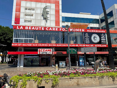 La Beaute Kuaför Güzellik Merkezi