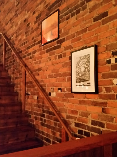 Restaurant «The Axe and Fiddle», reviews and photos, 657 E Main St, Cottage Grove, OR 97424, USA