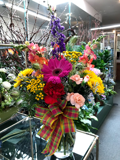 Florist «Crystals Flowers & Gifts», reviews and photos, 17314 Pacific Ave S, Spanaway, WA 98387, USA