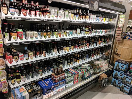 Grocery Store «Lowes Foods on Pine Grove Drive», reviews and photos, 805 Pine Grove Dr, Wilmington, NC 28403, USA