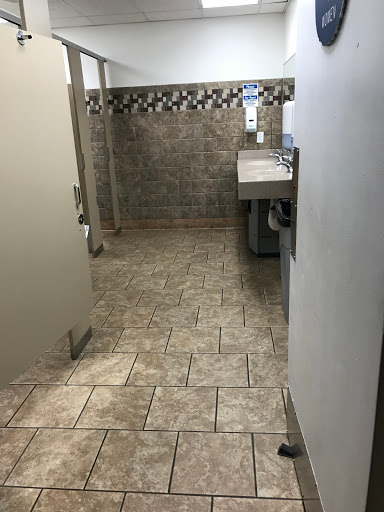 Uniform Store «UniFirst Uniform Services - Ontario, CA», reviews and photos, 700 S Etiwanda Ave C, Ontario, CA 91761, USA