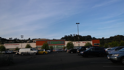 Shopping Mall «Foothill Square Shopping Center», reviews and photos, 10700 MacArthur Blvd #200, Oakland, CA 94605, USA