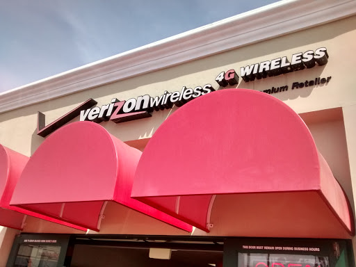 Cell Phone Store «Verizion - A Wireless Premium Retailer», reviews and photos, 1753 S Elena Ave, Redondo Beach, CA 90277, USA