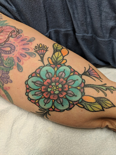 Tattoo Shop «Good Karma Tattoo», reviews and photos, 7600 196th St SW #800, Lynnwood, WA 98036, USA