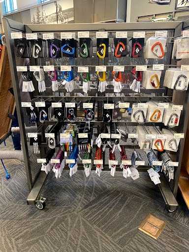 Camping Store «REI», reviews and photos, 6281 W 135th St, Overland Park, KS 66223, USA