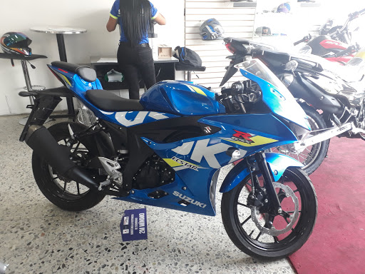 Suzuki World Cross Bucaramanga