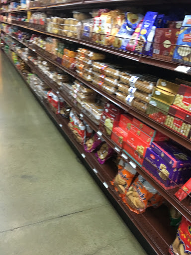 Grocery Store «Keemat Grocery - FM 1960 NW», reviews and photos, 6911 FM 1960, Houston, TX 77069, USA