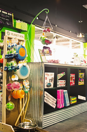 Pet Supply Store «The Green Spot», reviews and photos, 1110 S 71st St, Omaha, NE 68106, USA