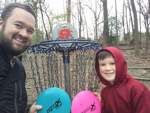 Golf Course «Bluemont Park Disc Golf Course», reviews and photos, 399 N Manchester St, Arlington, VA 22203, USA