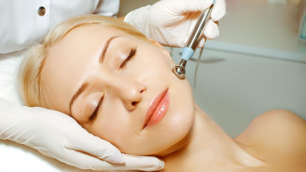 Salon La Ree/Certified Electrologists 57105