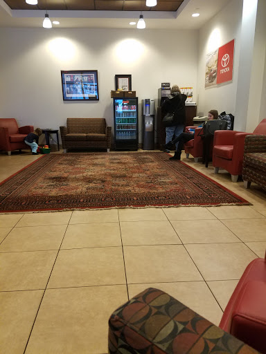 Toyota Dealer «Joseph Toyota of Cincinnati», reviews and photos, 9101 Colerain Ave, Cincinnati, OH 45251, USA