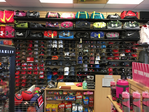 Shoe Store «Hibbett Sports», reviews and photos, 916 Loganville Hwy Ste 400, Bethlehem, GA 30620, USA