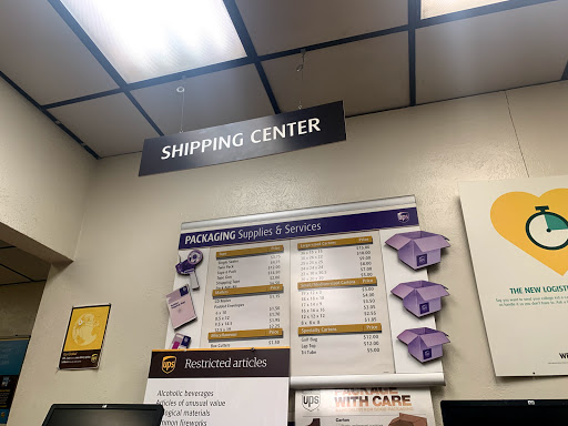Shipping and Mailing Service «UPS Customer Center», reviews and photos, 379 Exchange Dr, Arlington, TX 76011, USA