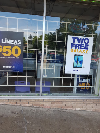 Cell Phone Store «MetroPCS Authorized Dealer», reviews and photos, 1205 Southview Boulevard, S St Paul, MN 55075, USA