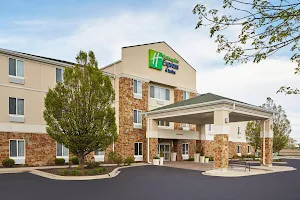 Holiday Inn Express & Suites Pekin (Peoria Area), an IHG Hotel image